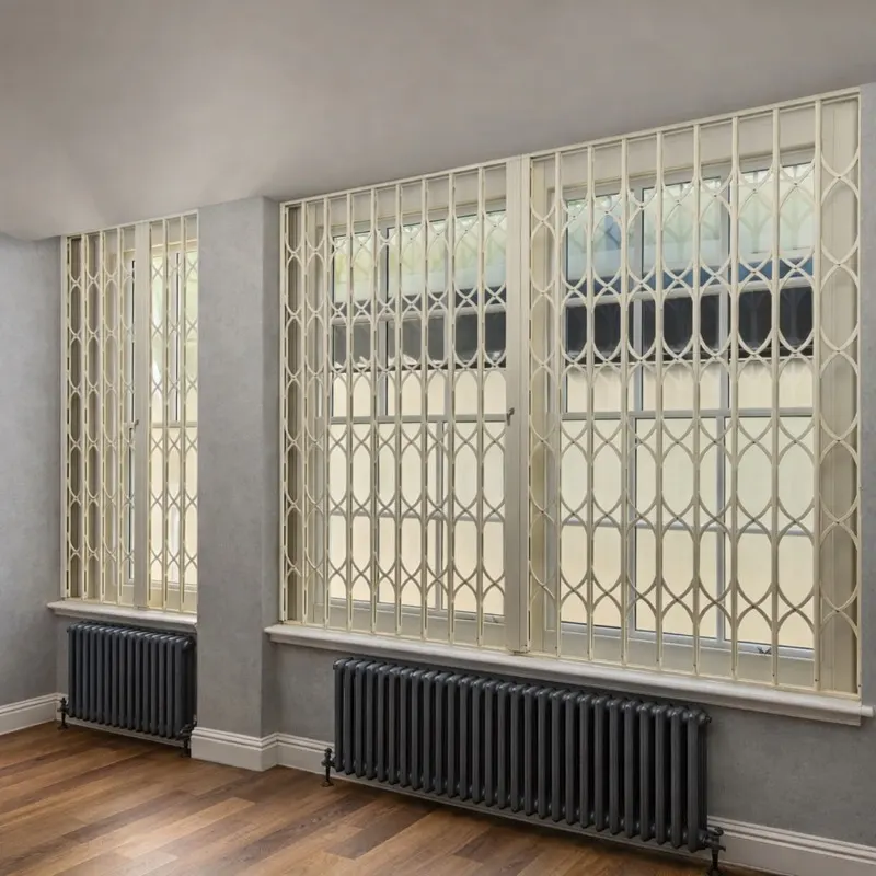 Collapsible security grille